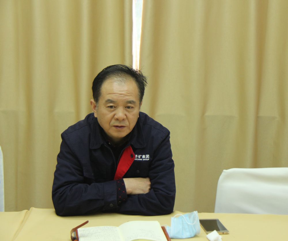 機(jī)關(guān)黨支部開展“應(yīng)對經(jīng)濟(jì)下行、提升執(zhí)行能力”主題黨日活動1