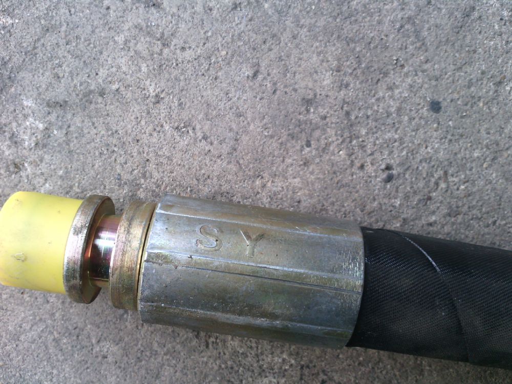 支護(hù)材料廠改造膠管打標(biāo)工藝減人提效 支護(hù)材料廠改造膠管打標(biāo)工藝減人提效