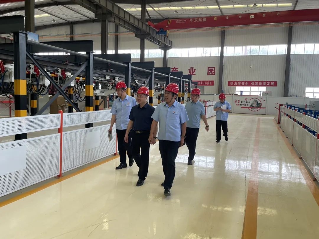 李遠(yuǎn)清到盛源公司調(diào)研指導(dǎo)工作